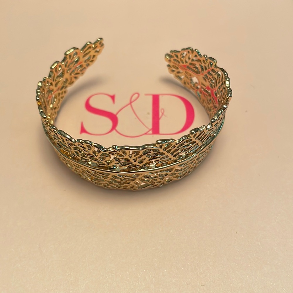 Stella and dot gold lace bracelet